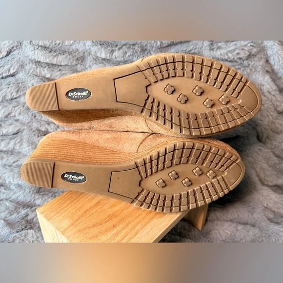Dr. Scholls Tan Suede Wedge Ankle Lace-up Boots - Picture 4 of 5